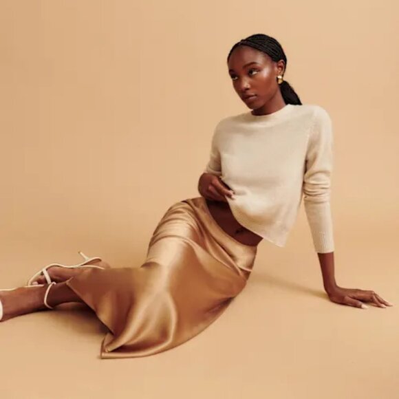 Reformation Cashmere Dana Sweater Size Medium in Wheat - Picture 3 of 5